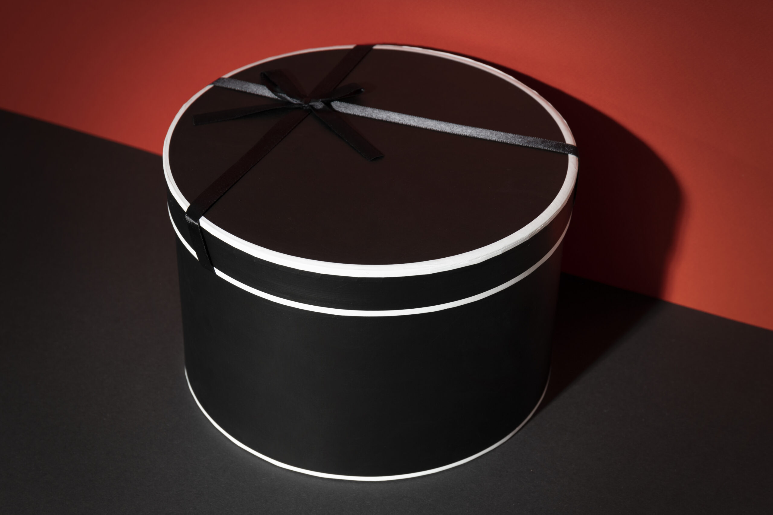 top-view-round-mystery-box