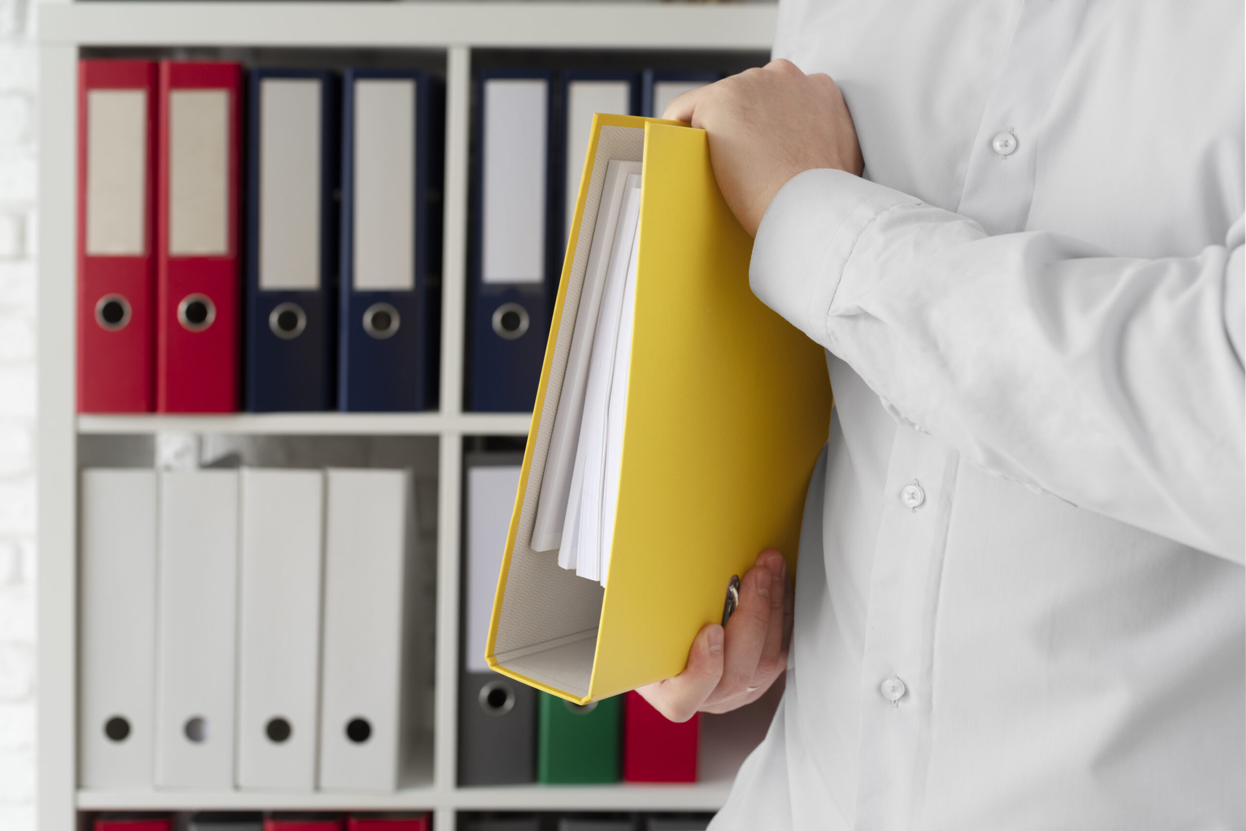ring-binder-used-stored-documents (2)