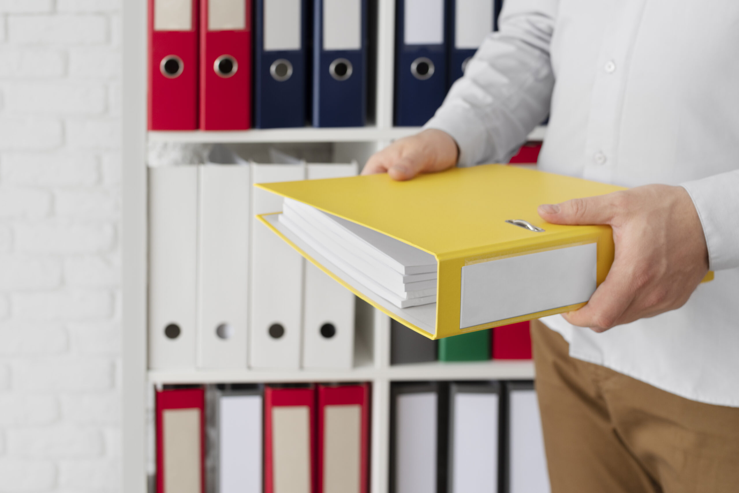 ring-binder-used-stored-documents (4)